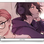 zwei junge Männer einer ließt der andere hört verträumt Musik