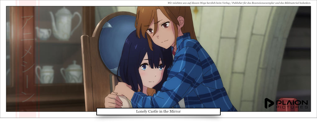 ein Mädchen mit langen braunen Haaren tröstet ein anderes Mädchen