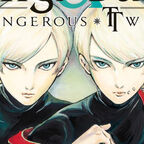 Zwillinge mit blonden Haaren, Jungs, schwarzer Pullover, sie schauen böse und hinterhältig.