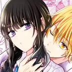 Das Bild zeigt eine junge Schülerin, das von einem jungen Schüler umarmt wird.  Während der Junge selbstsicher wirkt, scheint das Mädchen überrascht zu sein.